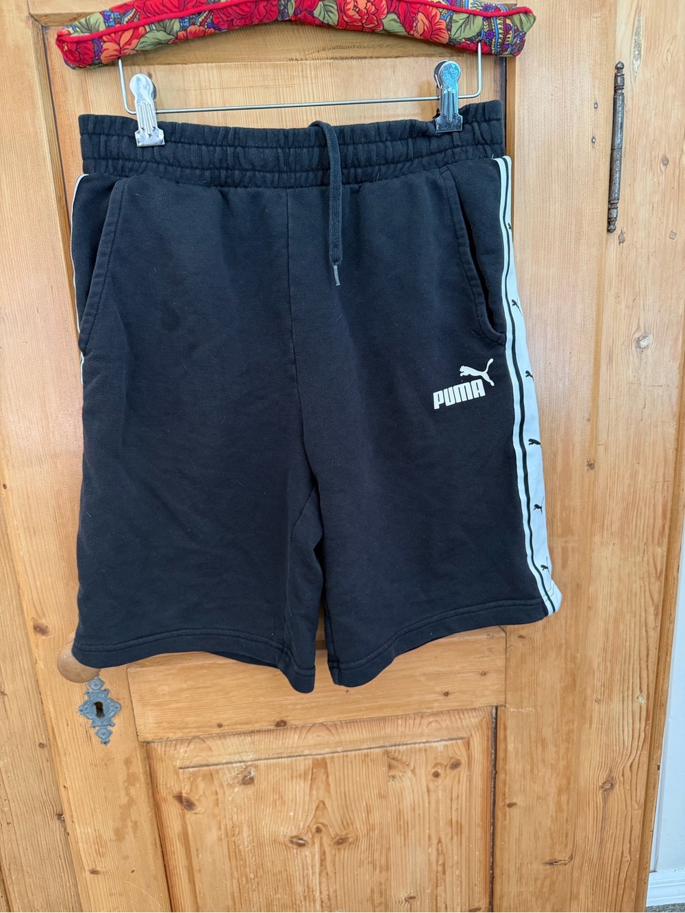 Puma Black Athletic Shorts with White Side Stripe Sz Medium - Picture 1 of 8